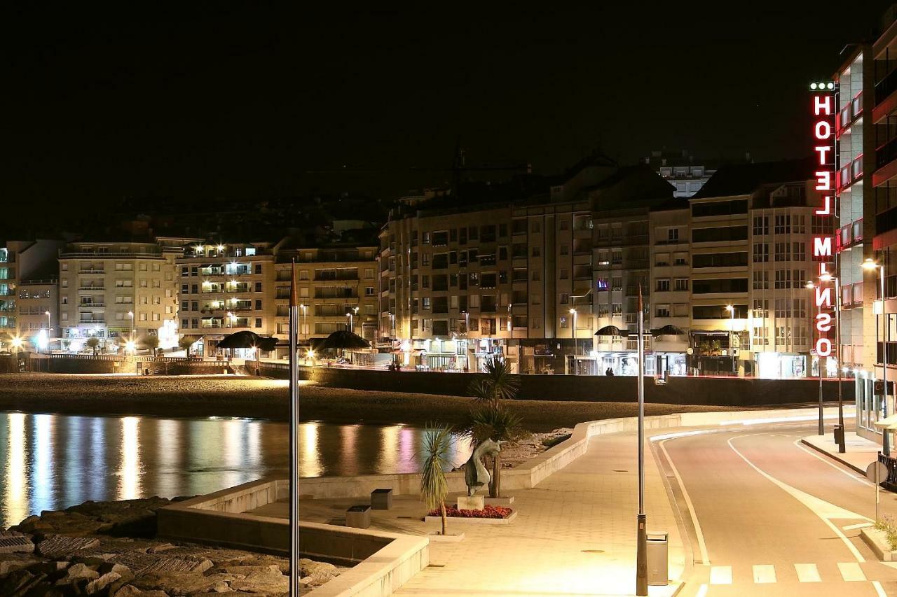 Hotel Minso Sanxenxo Exteriör bild