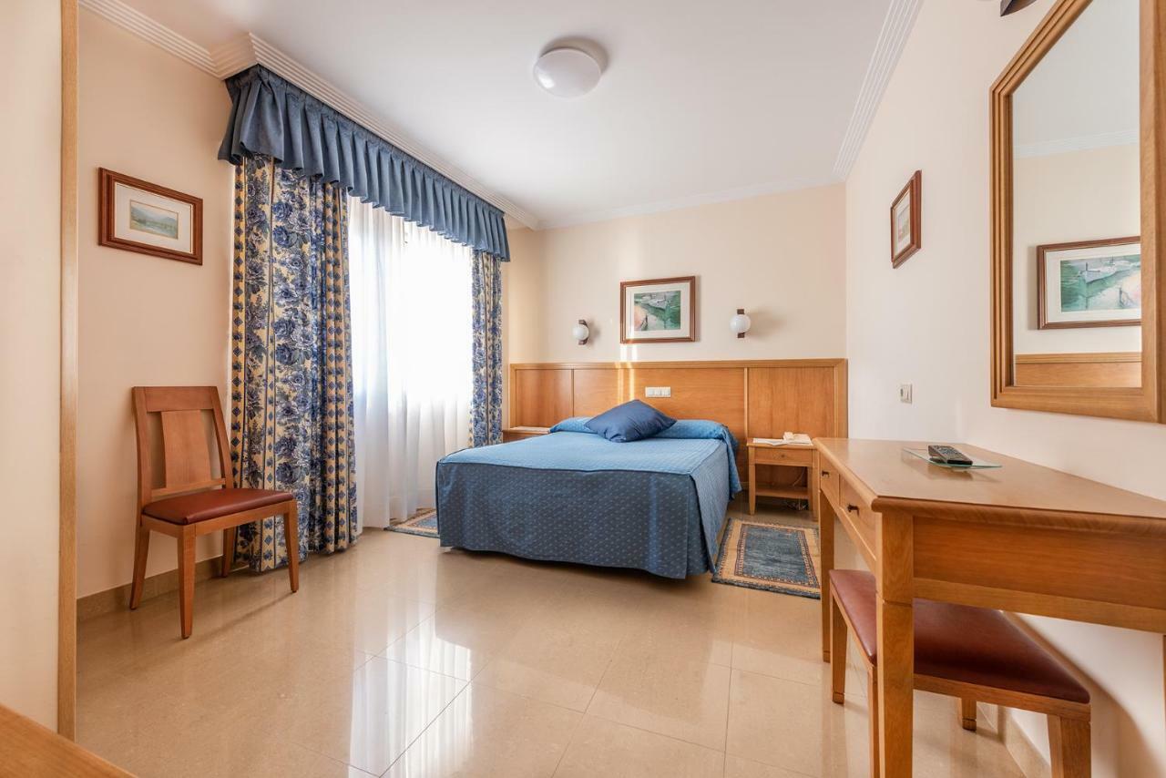 Hotel Minso Sanxenxo Exteriör bild